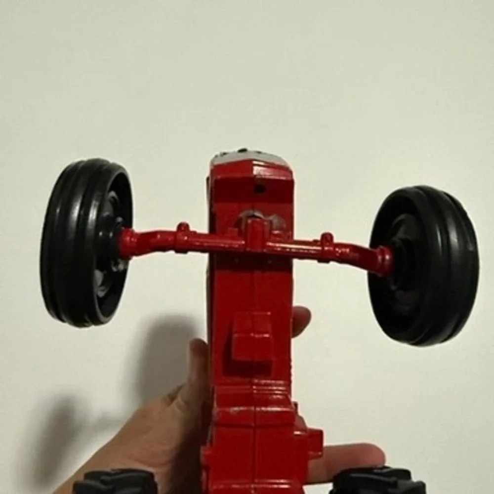 International Harvester Red Diecast Toy Tractor Vintage Farm Vehicle IH 2330 - Picture 9 of 12
